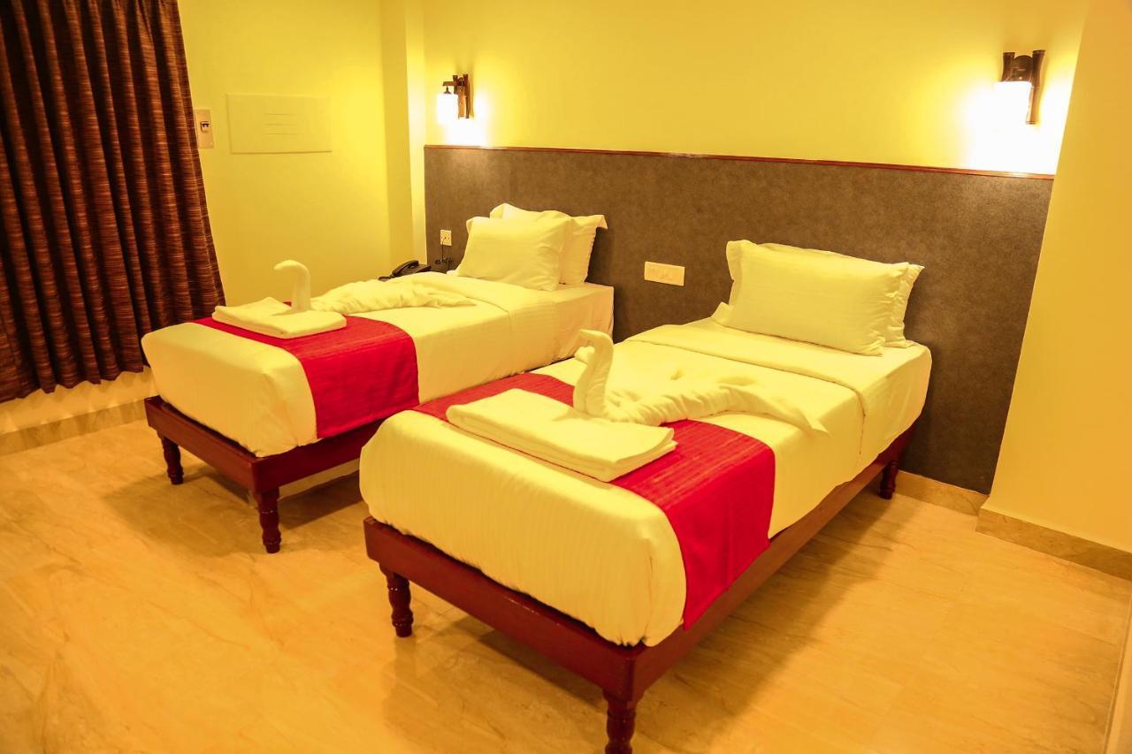 Hotel Sera Grand Madras Buitenkant foto