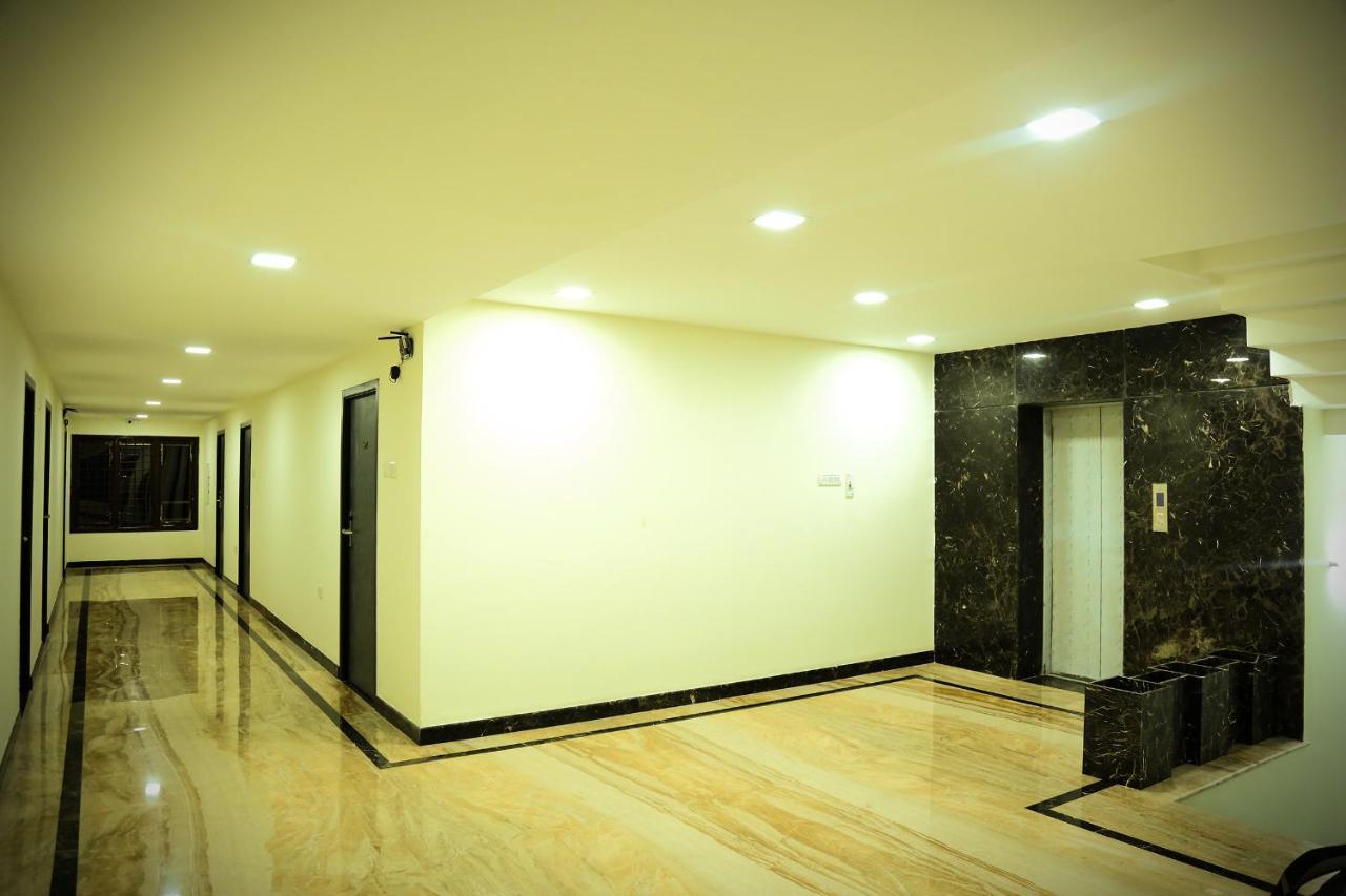 Hotel Sera Grand Madras Buitenkant foto